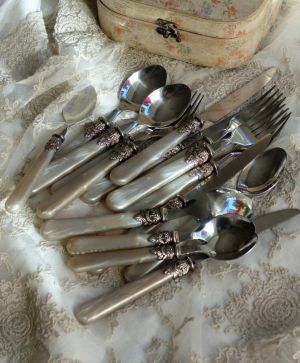 Set of 4 cutlery  Linas Mother